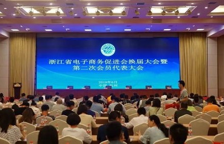 文科学电子商务专业难不